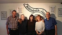 Setzen sich für das Fortbestehen der Mühlebach-Hüüler ein (von links): Musikalischer Leiter Peter Weber, Oberhüüler Kathrin Strümpf, ...