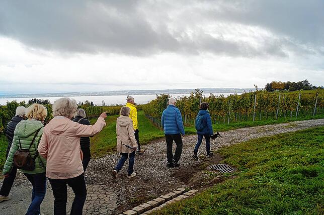 Bild 19: Bilder von der Dorfwanderung vom Rathaus zum Seeufer über Harlachen bis zum Kindergarten