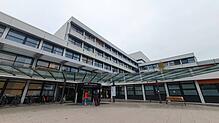 Der Haupteingang des Klinikums Friedrichshafen.