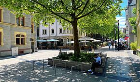 In der Singener Innenstadt fanden am Donnerstagnachmittag eine Razzia in zwei Lokalen statt.