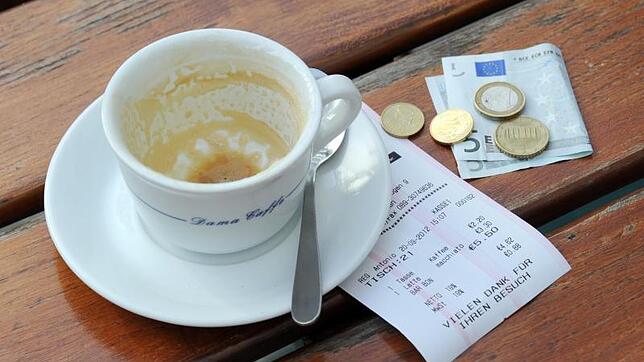 In Deutschland sind zehn Prozent Trinkgeld üblich. Wie ist das aber in anderen Ländern?