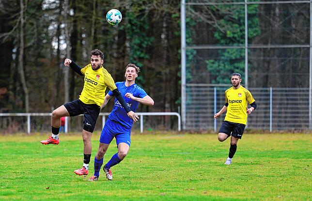 Bild 16: Unsere Bildergalerie vom Sieg des TSV Überlingen/Ried im KLA-Spitzenspiel gegen den TSV Konstanz