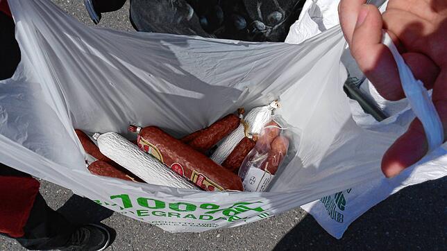 Eine Auswahl verschiedener Salami-Sorten: Das haben sich Daniel und Christina Steier gegönnt.
