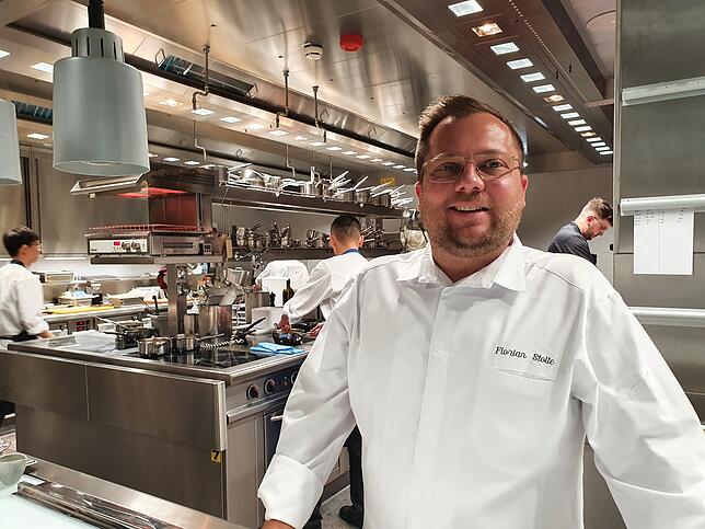 Küchenchef Florian Stolte in seinem Reich.