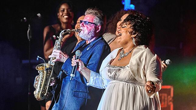 Die Band Queens of Soul interpretiert in Schwenningen Lieder der großen Soulsängerinnen.