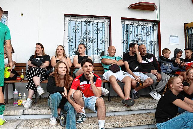 Bild 4: Beim FC Löffingen wird ordentlich gefeiert: Die besten Bilder der Party