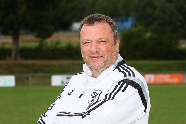 Trainer Michael Hägele (SV Buch): „Das wäre doch früher undenkbar gewesen, dass ein junger Spieler zum SV Buch wechselt, weil er ...