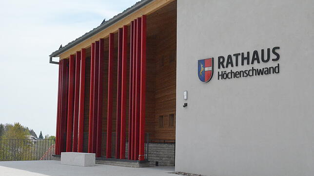 Ein neuer Chef zieht Anfang November in das neue Rathaus von Höchenschwand ein.