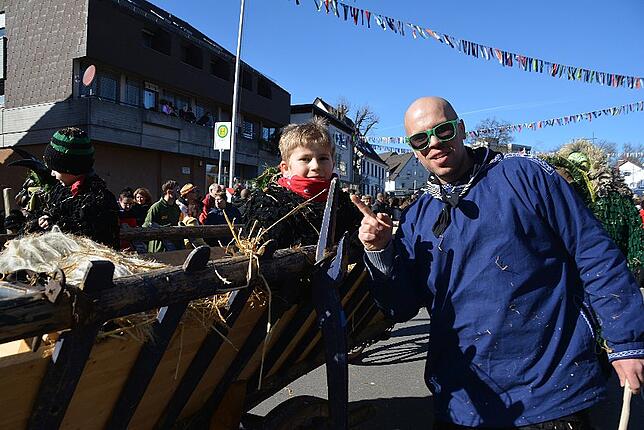 Bild 20: Bilder vom Narrentreffen der Urviecher-Zunft Bad Dürrheim: Großer Festumzug (1)