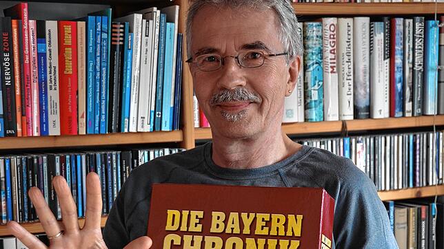 Fünf Bücher? Unser Autor Tilmann P. Gangloff hatte die Qual der Wahl.