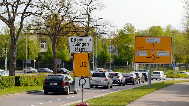 Umleitungen und Messeverkehr &ndash; hier während der Aero &ndash; dürften Autofahrern auch während der Tuning World Bodensee in und um ...
