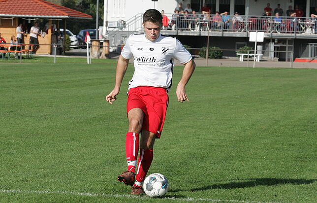 Bild 13: Spvgg. Wutöschingen gewinnt Wutachtalderby gegen SC Lauchringen mit 2:1 &ndash; wir haben die Bilder!