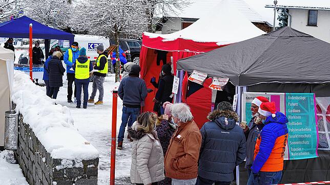 Ohne zweifache Impfung und negatives Zertifikat gab es kein Zutritt zum Weihnachtsmarkt.