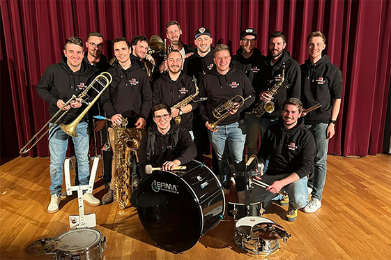 Klosterbrass sorgt für satten Brass beim Opening und so manche Überraschung während der musikalischen Kneipennacht.
