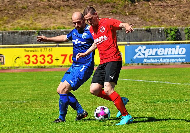 Bild 34: FC 08 Bad Säckingen zieht mit 11:0 gegen SV Albbruck in die Relegation ein &ndash; und wir haben Bilder!