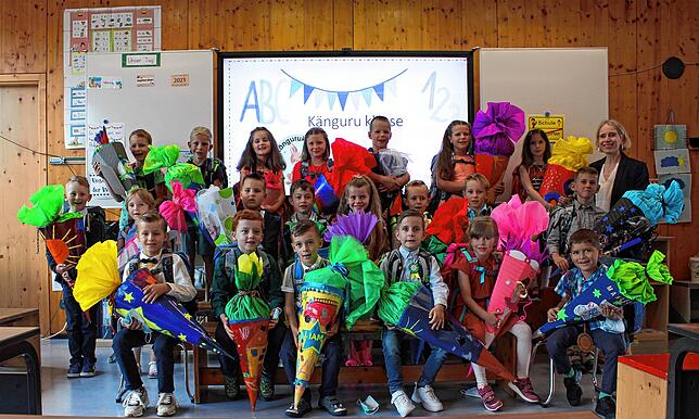 Die Klasse 1b der Grundschule Steißlingen mit Klassenlehrerin Priska Lohse.