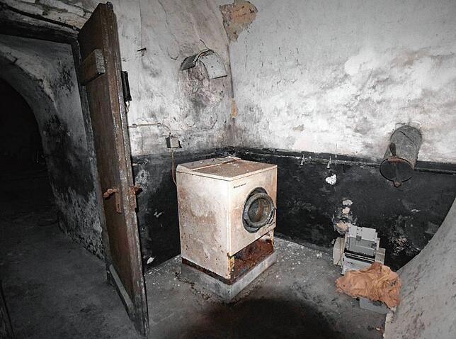 Bild 6: Exklusive Einblicke (2): Gewölbekeller, alte Wohnungen und Dachboden der Schlossbrauerei Espasingen