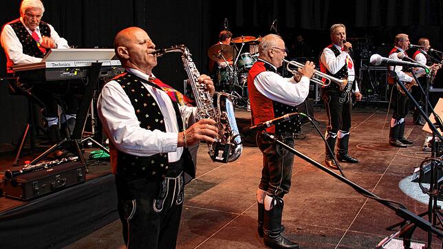 Die Kastelruther Spatzen absolvierten im Seepark ihr deutschlandweit einziges Open-Air-Konzert und werden im August 2024 wiederkommen.