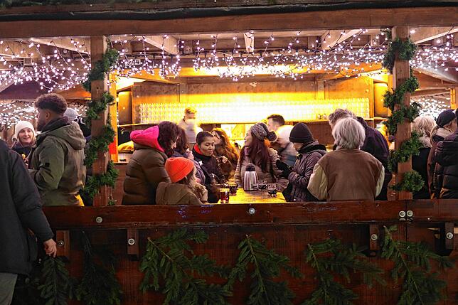 Bild 8: So schön ist der Weihnachtsmarkt: Wir haben die ersten Fotos – inklusive Drohnenaufnahmen