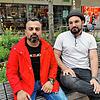Als Barakat Oubaid (l.) und sein Cousin Maher Oubaid zum Interview kommen, sieht man ihnen die Strapazen der letzten Wochen an.