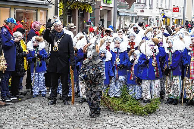 Bild 21: Bilder vom Historischen Umzug am Fasnetmontag in Villingen &ndash; Teil 2