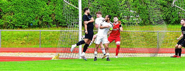 Bild 17: SG FC Wehr/Brennet siegt 8:0 gegen die U23 des SV 08 Laufenburg – und wir haben Bilder!
