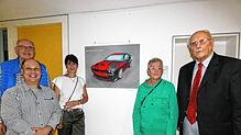 Freuen sich über viele Besucher bei Ausstellungseröffnung (von links): Laudator Norbert Rüde, Ralf Kuhlmey, bei ihm laufen die Fäden ...
