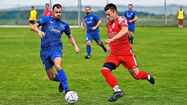 Bild 33: FC Schlüchttal besiegt den TuS Efringen-Kirchen mit 4:2 – und wir haben Bilder!