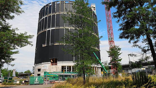 Der Leuchtturm des neuen Stadteingangs von Konstanz: Das Asisi-Panorama im Juli 2025.