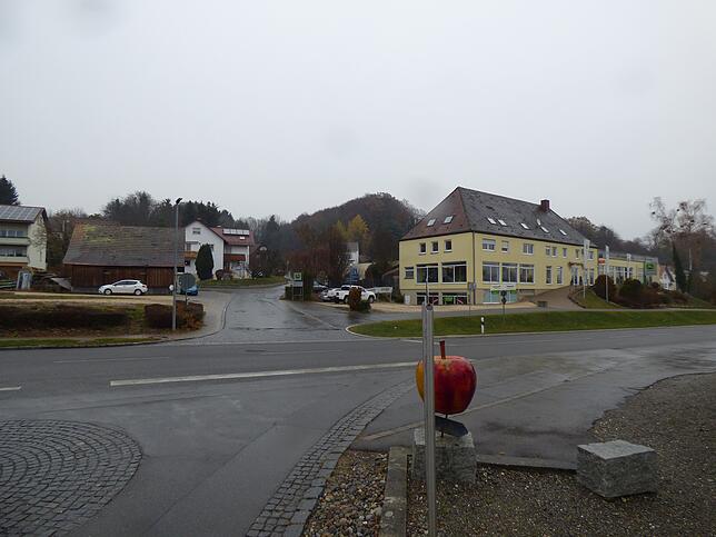 Auf dem Trübenbacher-Gebäude in Leimbach entstehen 22 Mehrfamilienhäuser.