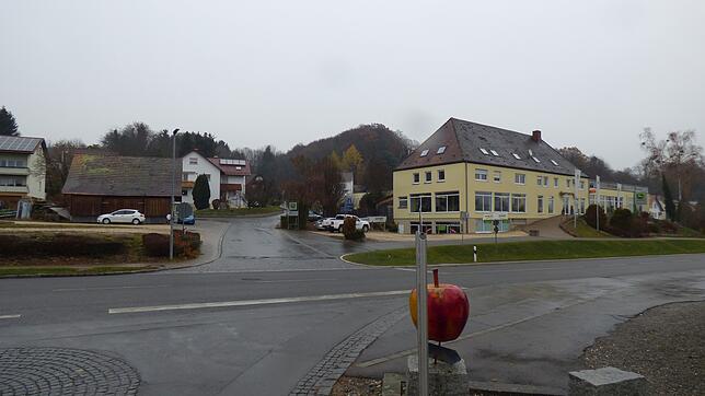 Auf dem Trübenbacher-Gebäude in Leimbach entstehen 22 Mehrfamilienhäuser.