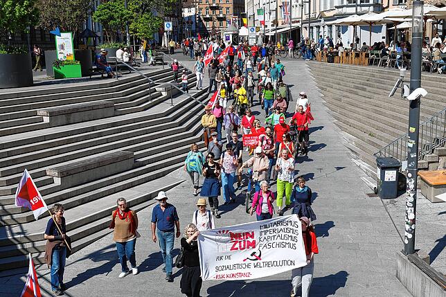 Bild 1: Gemeinsamer Protest am 1. Mai: So gingen Konstanzer und Kreuzlinger auf die Straße