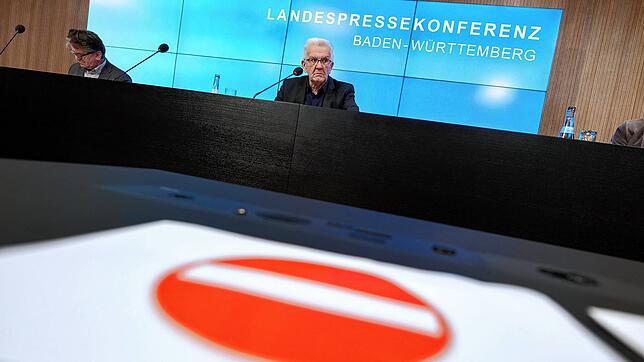 Ministerpräsident Winfried Kretschmann (Grüne) gerät nach der Nullrunde der Ministerpräsidentenkonferenz zunehmend in Erklärungsnot.