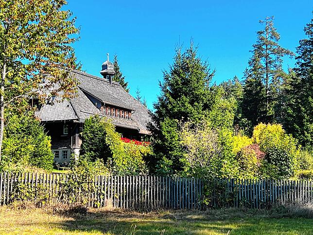 Das Hüsli in Grafenhausen im herbstlichen Kleid.