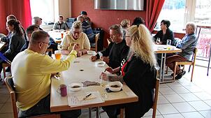 Beim Vier-Anderle-Turnier spielen auch viele Frauen mit. Foto: Claudius Eberl