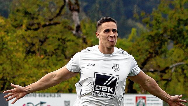 Johannes Beier traf dreimal beim 4:0-Erfolg des FV Kluftern im Deggenhausertal.