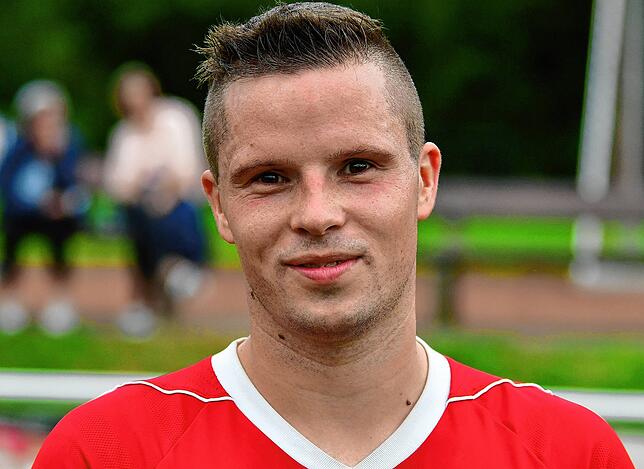 Christof Bank (FC Wallbach): „Ich muss meine Sehnenreizung im Knie auskurieren, hätte also ohnehin nicht spielen können.“
