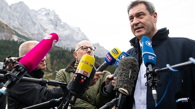 &bdquo;Manche trauen uns mehr zu als in Bayern erfolgreich zu sein&ldquo;: CSU-Chef Markus Söder (an der Talstation der Zugspitze).