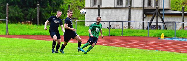 Bild 32: SV Herten setzt sich mit 4:2 bei der SG FC Wehr/Brennet durch &ndash; und wir haben Bilder!