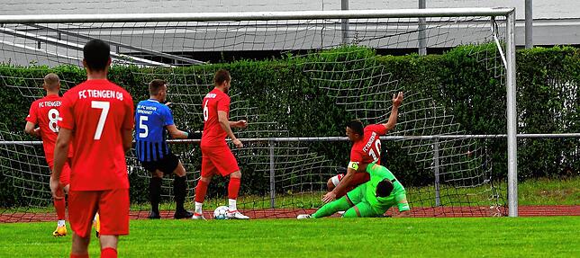 Bild 25: FC Tiengen 08 setzt sich mit 4:3 bei Aufsteiger SG FC Wehr-Brennet durch &ndash; und wir haben Bilder!