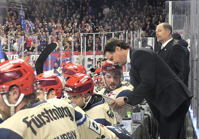 Bild 16: Unsere Bildergalerie vom ersten Playoff-Spiel der Wild Wings in Nürnberg
