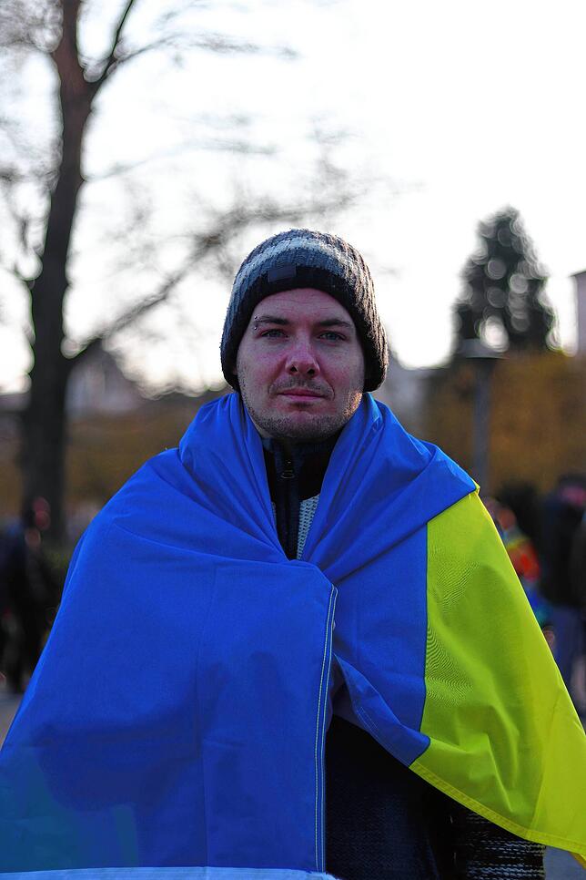Bild 5: Gesichter der Solidarität: Warum Menschen gegen den Ukraine-Krieg demonstrieren