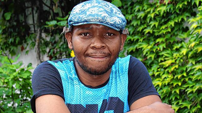 Harrison Eijke Chukwu. Der Nigerianer ist bestens integriert, arbeitet ehrenamtlich, geht einer Beschäftigung nach und ist beliebt. ...