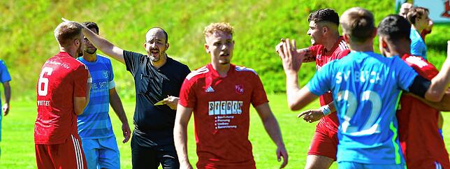 Bild 24: VfR Bad Bellingen müht sich zu einem 3:1 beim SV Buch &ndash; und wir haben Bilder!