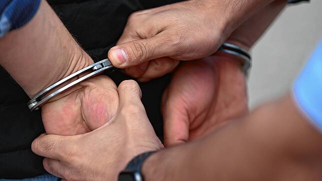 Die Polizei nahm in Schopfheim den Tatverdächtigen fest. Er sitzt nun in Untersuchungshaft. (Symbolbild)