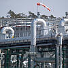 Die Ostseepipeline Nord Stream 1 und die Übernahmestation der Ferngasleitung OPAL, die die Ostsee-Pipeline an das deutsche Netz ...