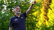 Im November soll der spieltaktische Reifungsprozess abgeschlossen sein, sagt Hakan Karaosman, Trainer des SC Pfullendorf.