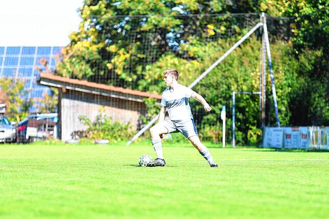 Bild 10: FC Dachsberg gewinnt Derby bei der SG Hotzenwald mit 7:2 – und wir haben Fotos!