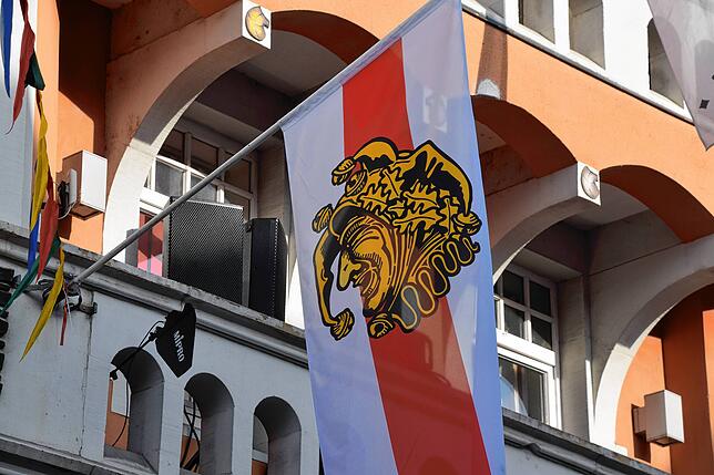 Fasnachtsdekoration am Morgen des Schmotzigen Dunschtigs 2022