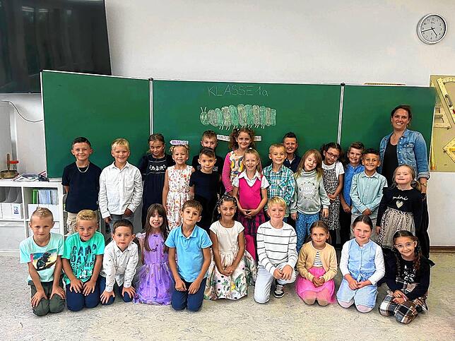 Die Klasse 1a der Grundschule Mühlhausen-Ehingen mit Ihrer Klassenlehrerin Anja Freitag.